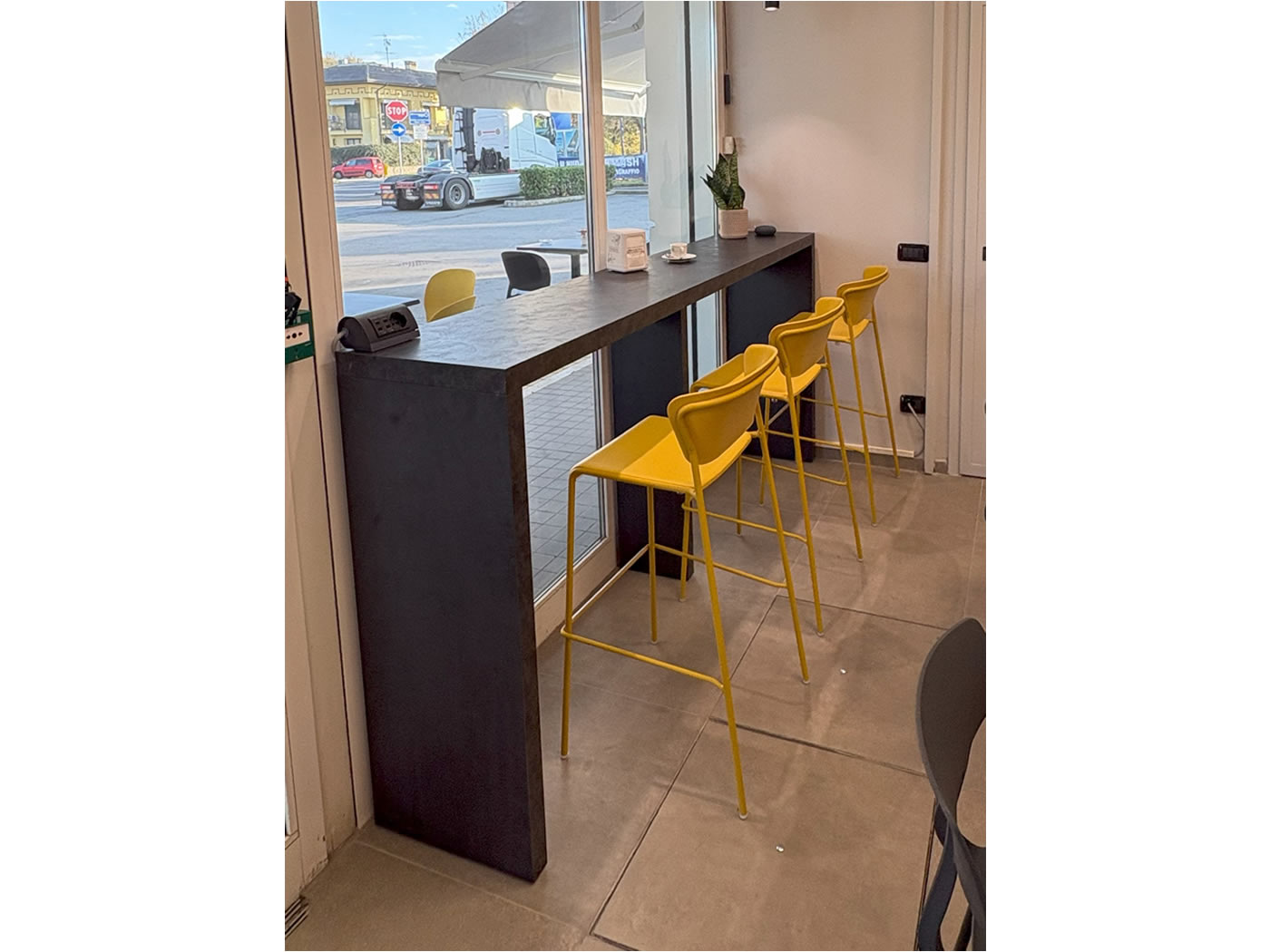 Arredamento Allestimento Bar