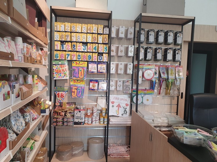 Arredamento Allestimento Cartoleria Libreria