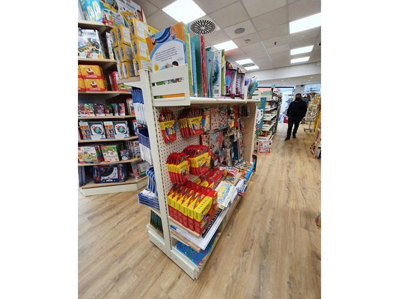 Arredamento Allestimento Cartoleria Libreria