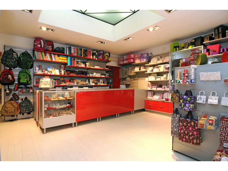 Arredamento Allestimento Cartoleria Libreria