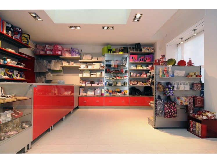 Arredamento Allestimento Cartoleria Libreria