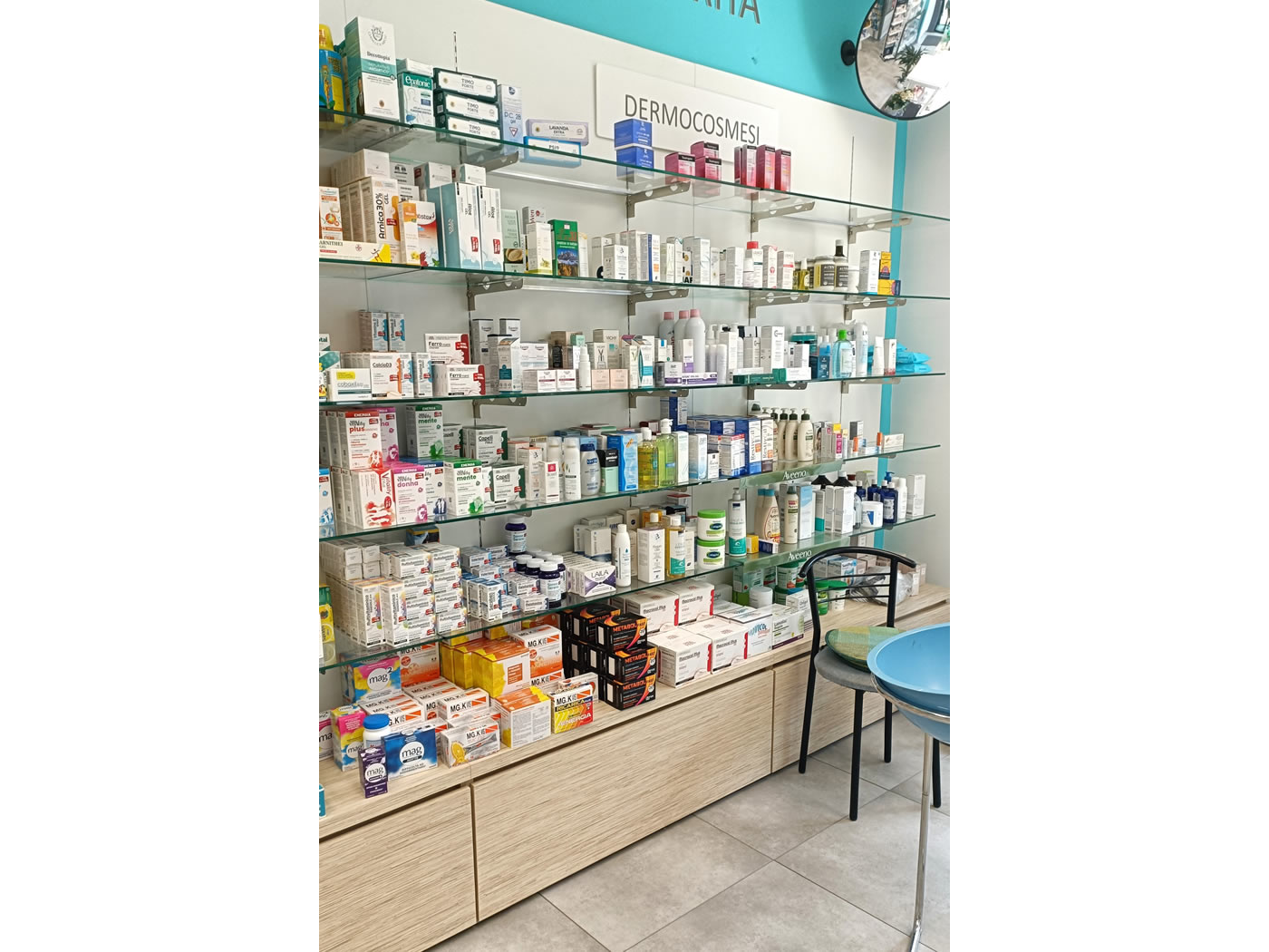 Arredamento Allestimento Farmacie Ortopedie