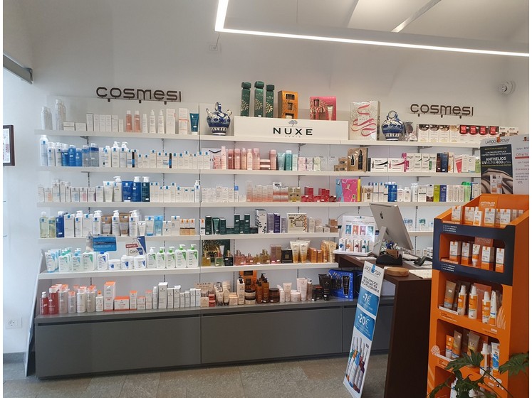 Arredamento Allestimento Farmacie Ortopedie