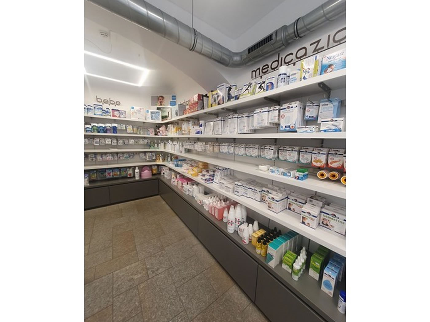 Arredamento Allestimento Farmacie Ortopedie