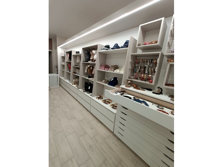 Arredamento Allestimento Pet Shop Agraria