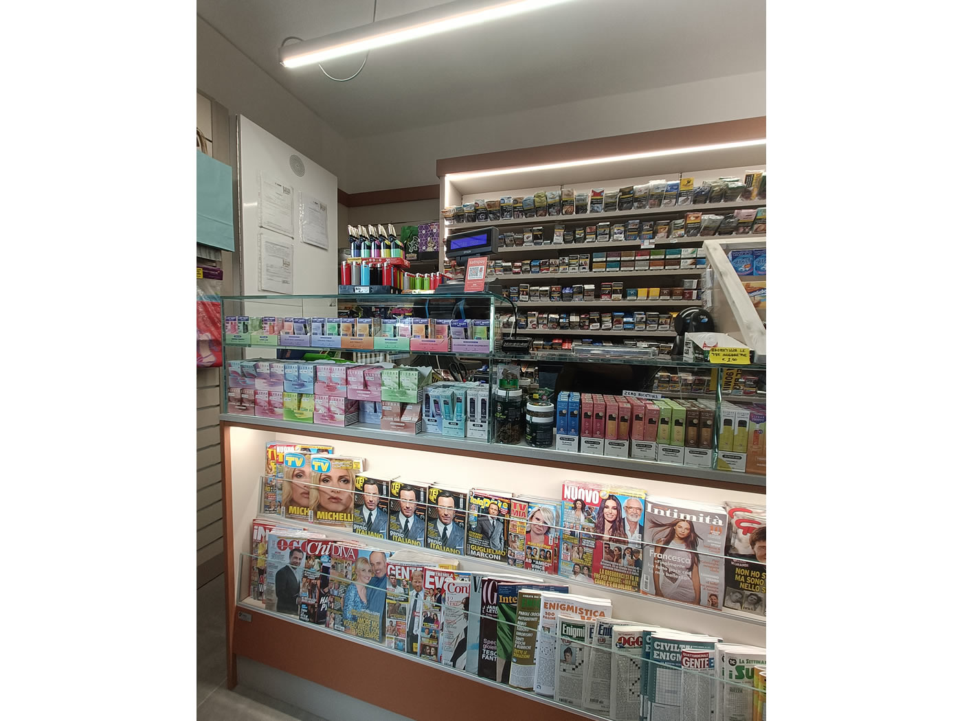 Arredamento Allestimento Tabaccherie Edicole