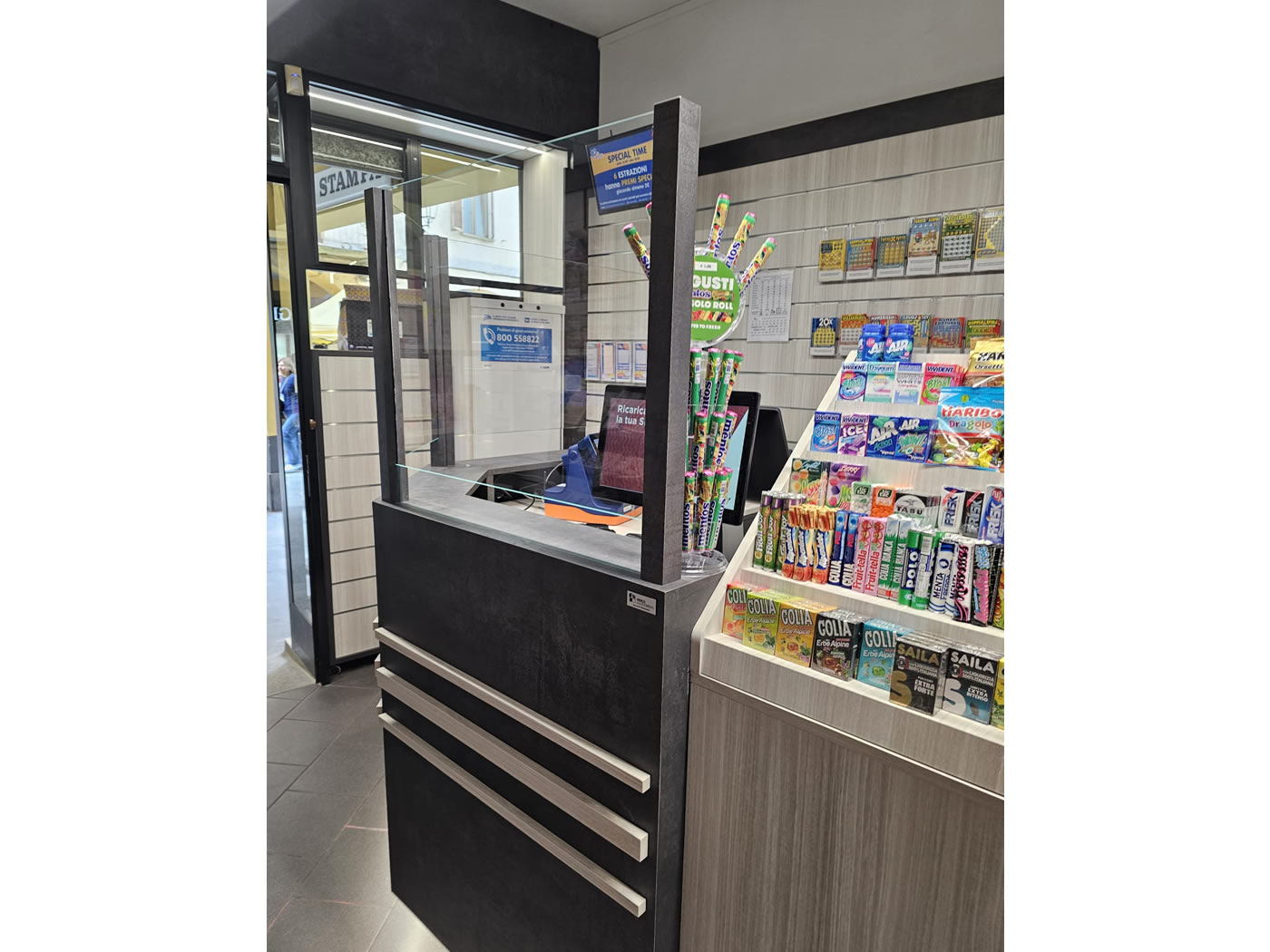 Arredamento Allestimento Tabaccherie Edicole